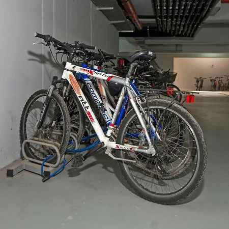 Appartement Design With Private Garage *