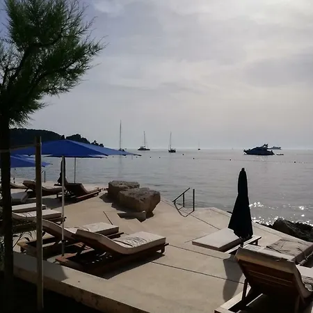 Appartement Design With Private Garage Rovinj